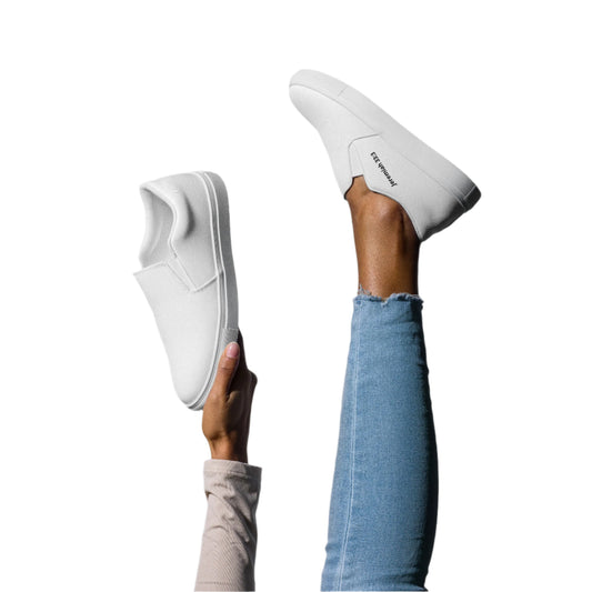 Women’s slip-on canvas shoes